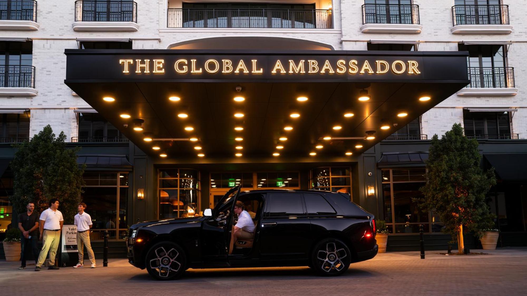 The Global Ambassador Hotell Phoenix Eksteriør bilde